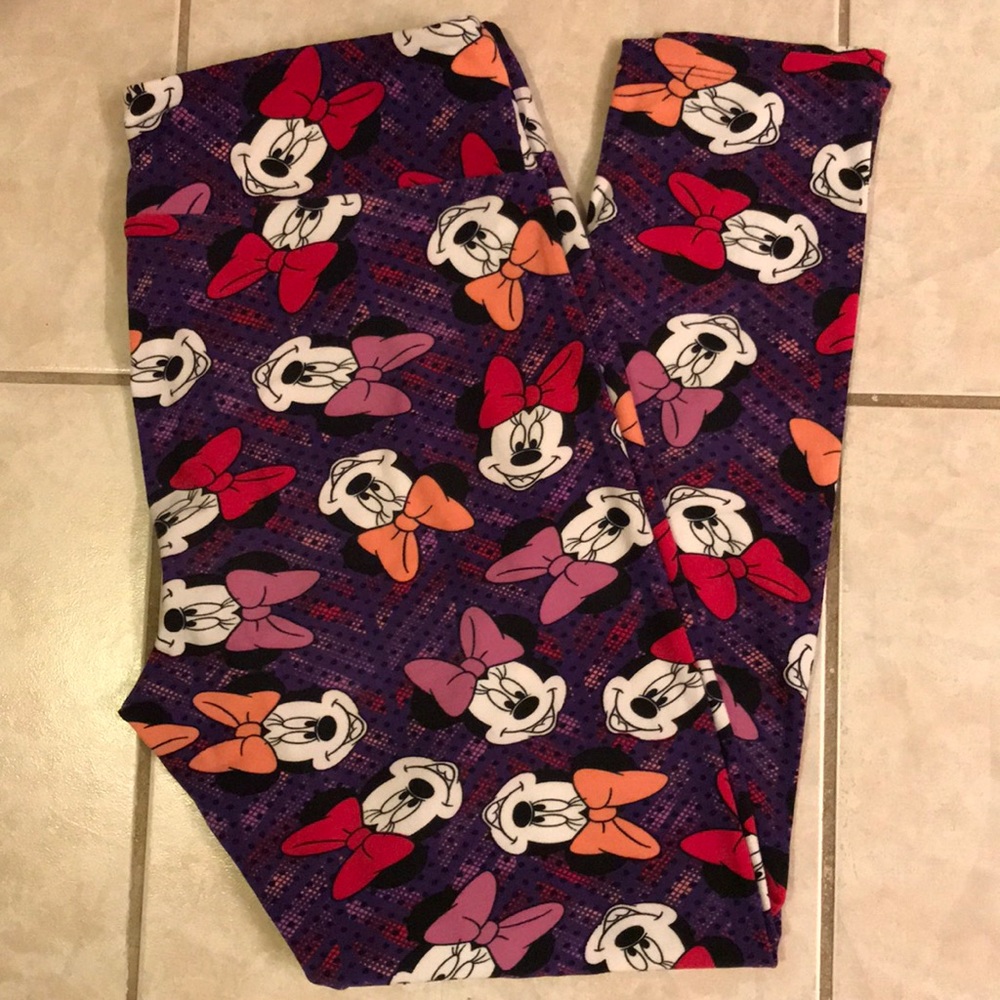 LuLaRoe Purple Minnie Mouse Leggings with Red, Pink & Orange Bows